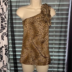 Medium cheetah print top